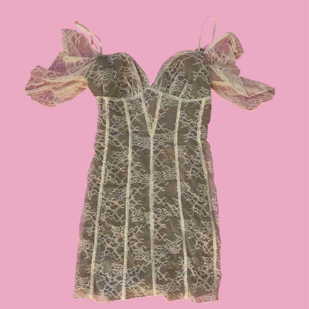 Cute ohpolly white/tan sheer lace mini dress